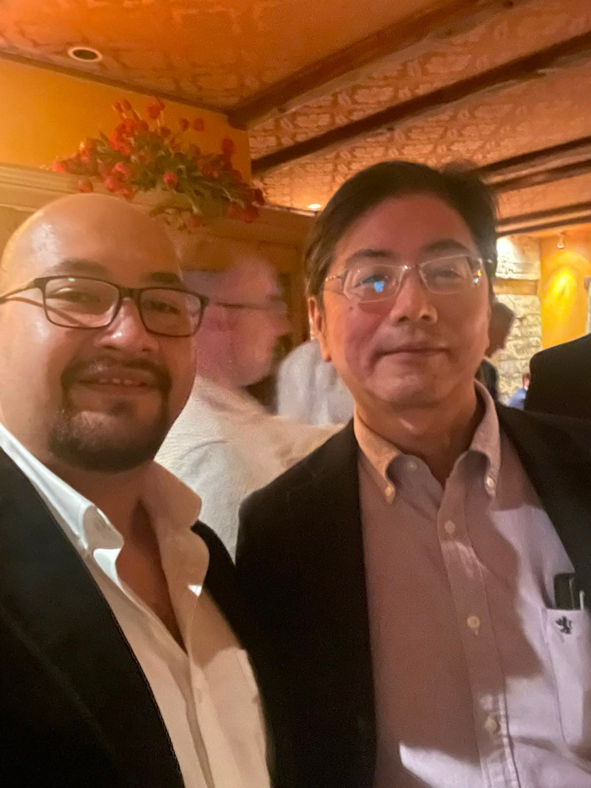 Rokuya Tanikawa junto al Dr. Jorge Jiménez Torres